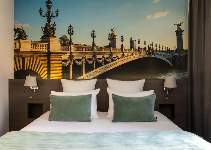Midnight Hotel Parijs